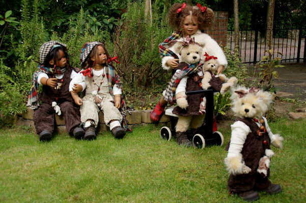 Leleti, Toki, Reki, Mickbears