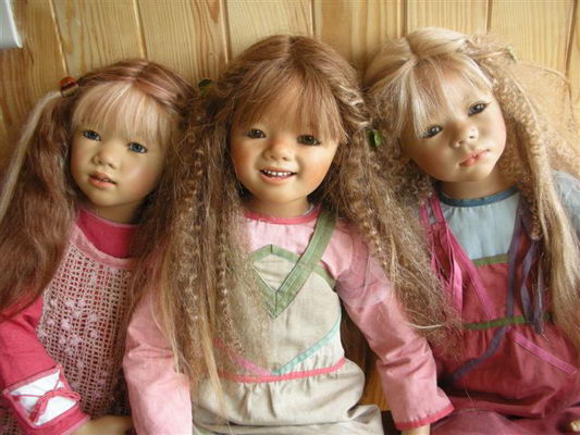Mera, Liska, Monja