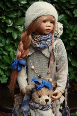 Lilith mit Mickbear Linde