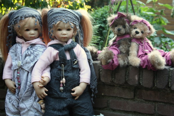 Elsa Zwillinge mit Ester und Emmi