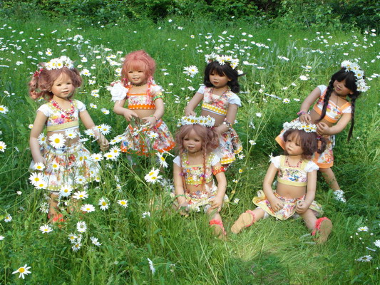 Anne Moni, Sanrike, Tivi, Setina, Milina, Kindra